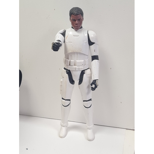 7C - Large stars wars figure