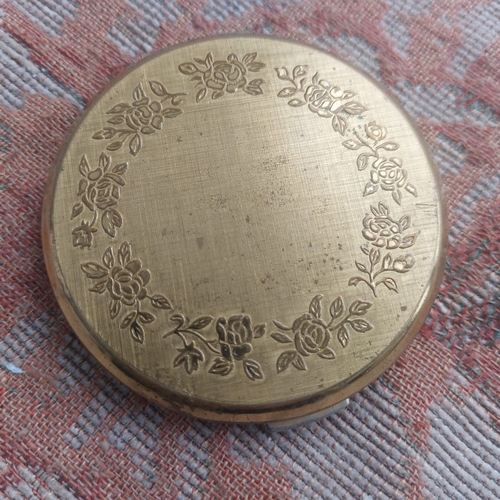 004 - Stratton compact