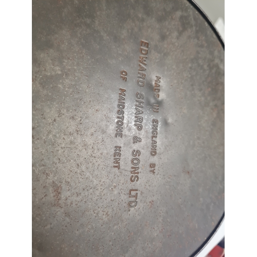 12C - Vintage 1960e Edward sharp & sons ltd of Maidstone kent tin