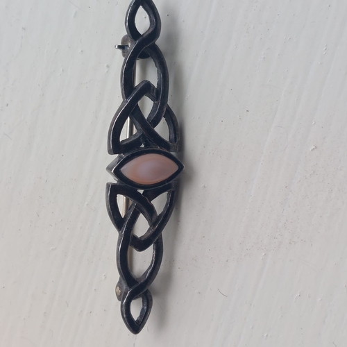 003B - Vintage celtic knot .925 silver brooch