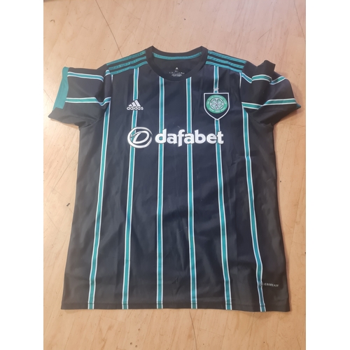 006D - Celtic football club Jersey