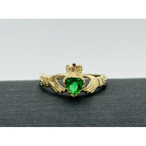 11F - 375 9ct Yellow Gold Emerald Heart Claddagh Ring