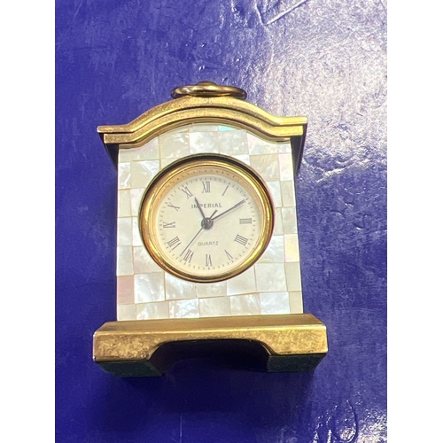 08B - Mother of pearl clock