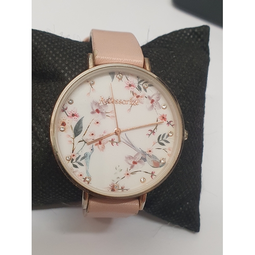 41 - Beautiful Diamante Bird and Flower Watch