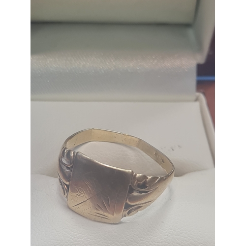 06J - 9ct gold vintage signet ring