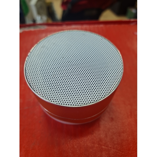 19 - Bluetooth speaker working