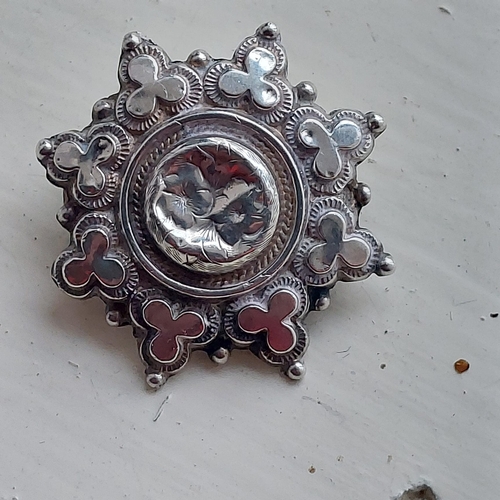 002B - Celtic vintage silver brooch