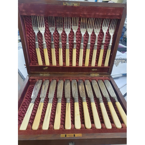 54 - Set of Vintage Cutlery In wooden Case