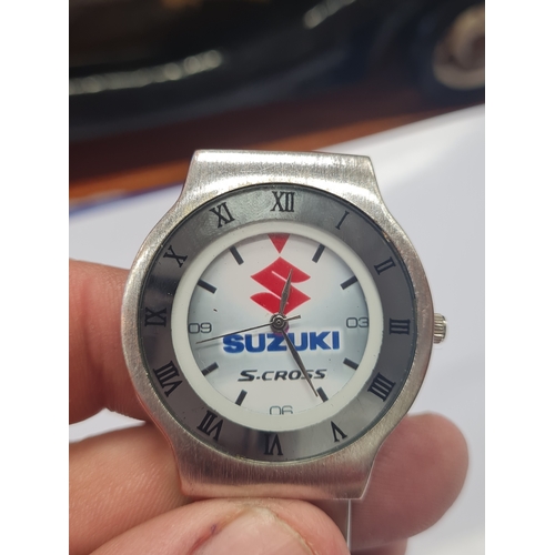 018P - Suzuki watch