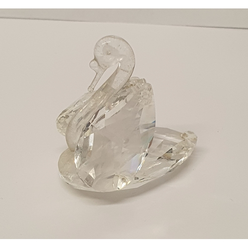 72 - Beautiful Swarovski Crystal Swan