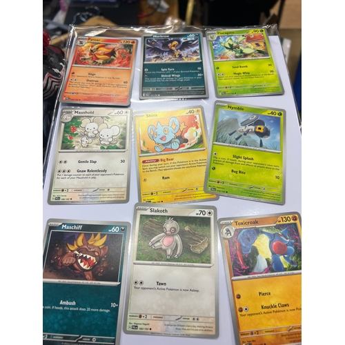 004J - Pokémon lot