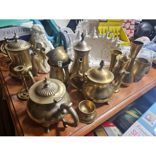 958 - Huge lot of vintage brass