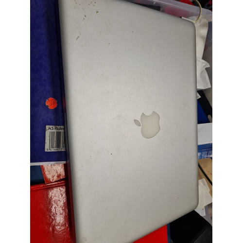 5Y - Mac book 

Needs screen repaired