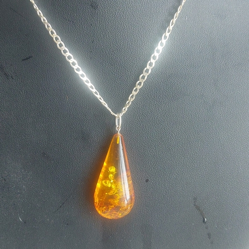 01R - Faux amber pendant and .925 chain