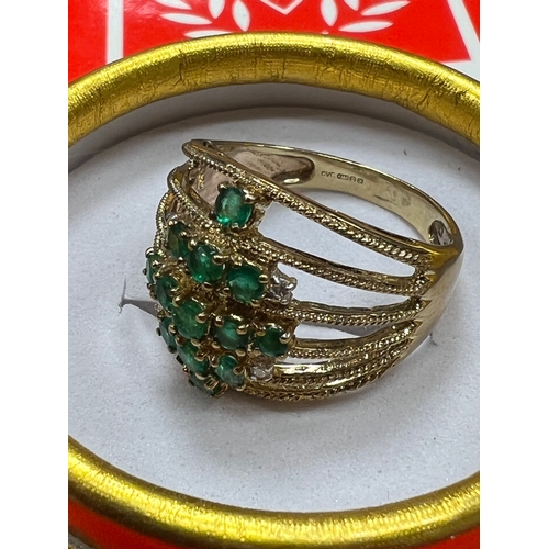 007S - Vintage 9ct & emerald ring