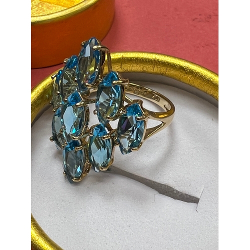 12S - Vintage 9ct ring large blue stones