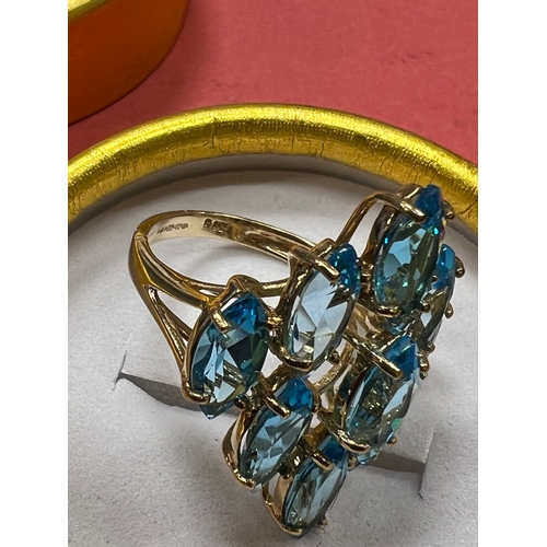 12S - Vintage 9ct ring large blue stones