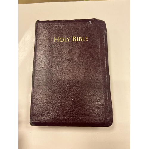 92 - Vintage bible