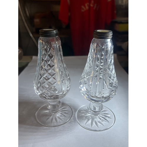 2F - Waterford crystal salt & pepper set