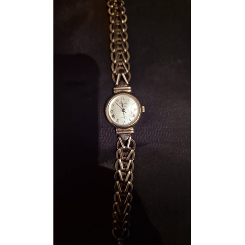 009 - Women's vintage 925 silver watch