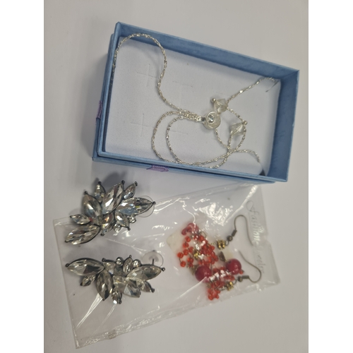 1H - Jewellery lot