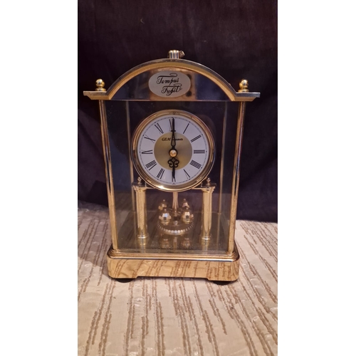 0061 - Mantel clock