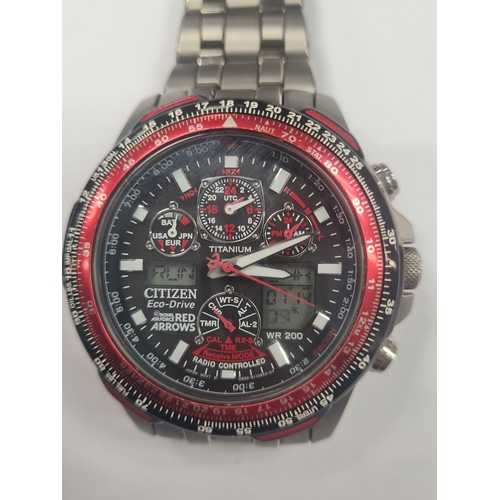 1L - Citzen  eco drive red arrows watch