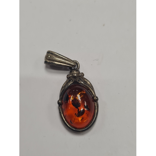 09 - Vintage amber & silver pendant