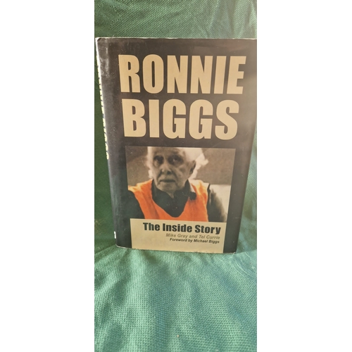 9H - Signed ronnie biggs 1st edition