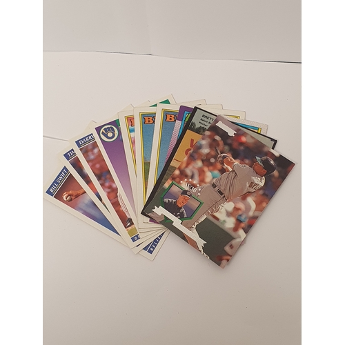 339 - Joblot of collectable baseball cards