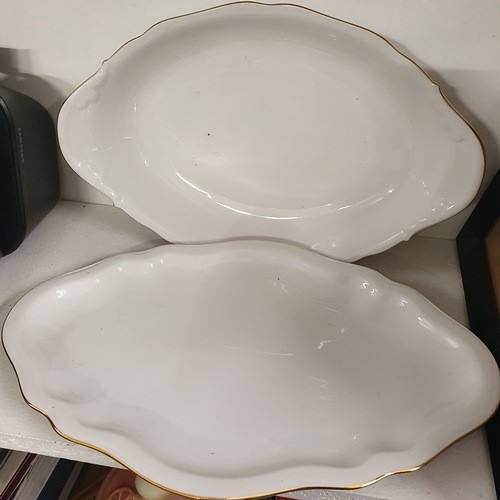 682 - Set of 2 Large Bohemia Oval Dish And Platter Set