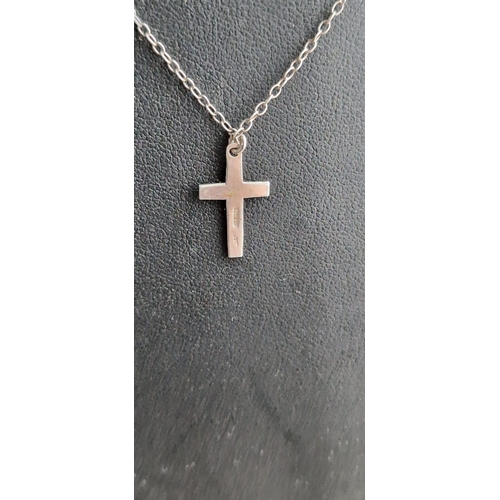 29B - . 925 silver Crucifix and .925 silver chain