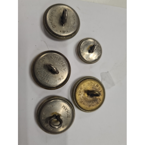 0036W - Vintage miltary buttons