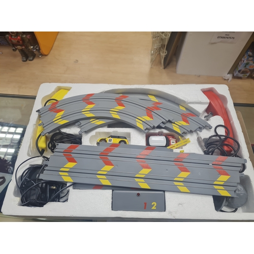 019Y - Scalextric full set