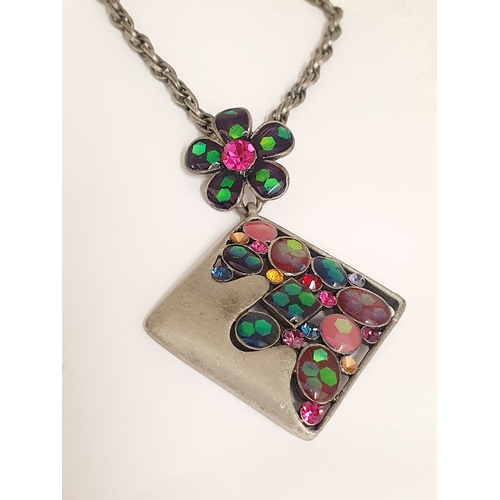 157 - Beautiful multicoloured Pendant Chain