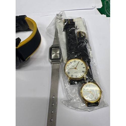 008I - Joblot of watches