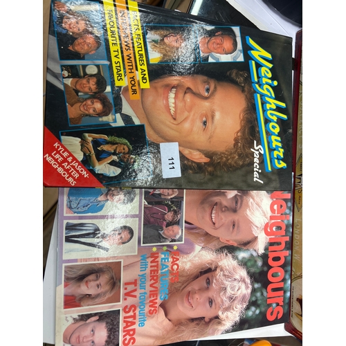 111A - Vintage neighbours annuals