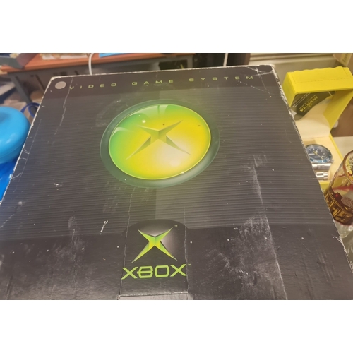 3C - Orginal xbox console with accs working