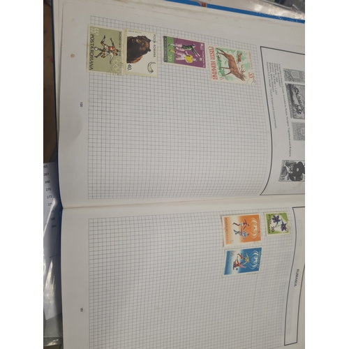 11W - Stamp album