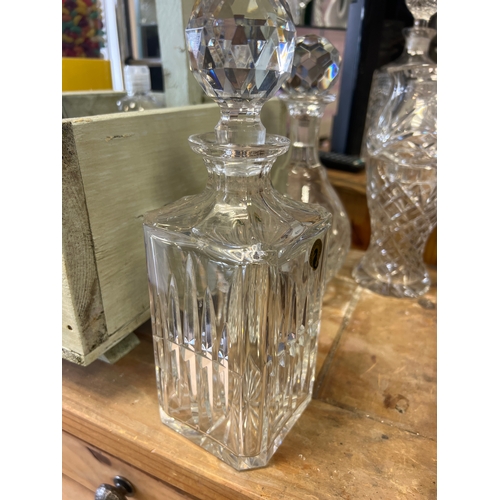 4K - Vintage decanter