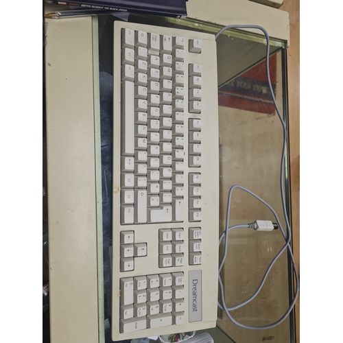 016G - Dreamcast keyboard