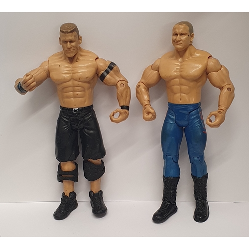 322U - 2 Vintage WWE/WWF Wrestling Figures