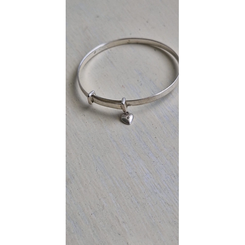 016Q - Sterling silver Christening bracelet