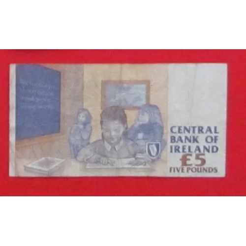 0017 - Vintage irish £5 bank of ireland note