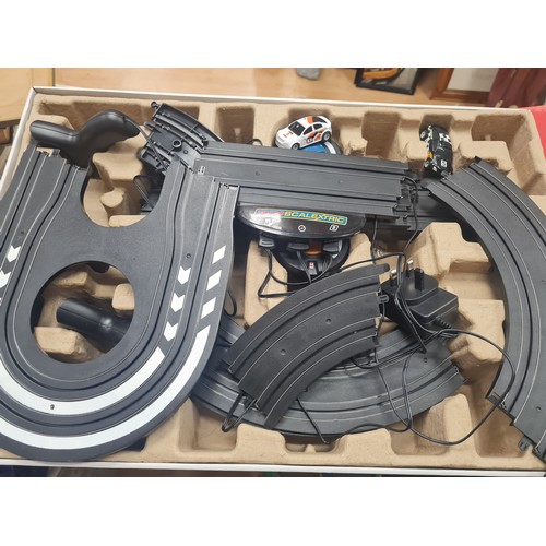 3O - Micro scalextric 

As seen