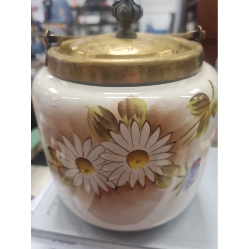 016X - Vintage ceramic urn