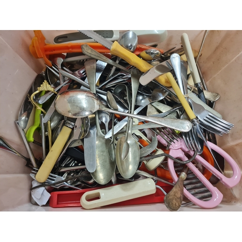 1312 - Vintage joblot of cutlery