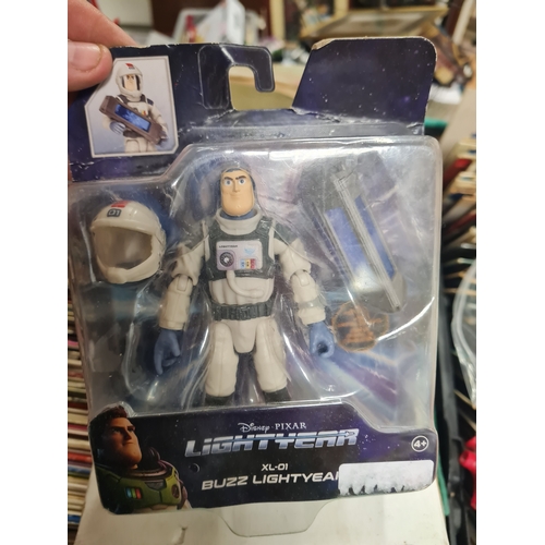 026Q - Bizz lightyear boxed