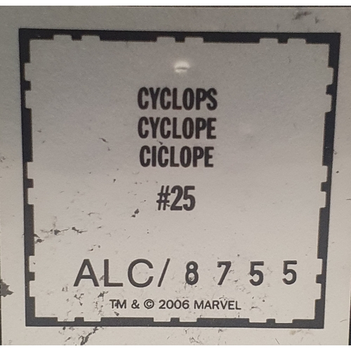 75 - Heavy Lead Marvel Collectors Figure Cyclops