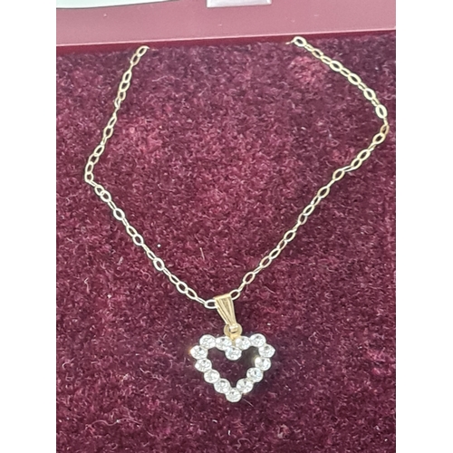 01B - 9ct chain with pendant boxed